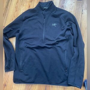 Arc'teryx Black Half-Zip Pullover